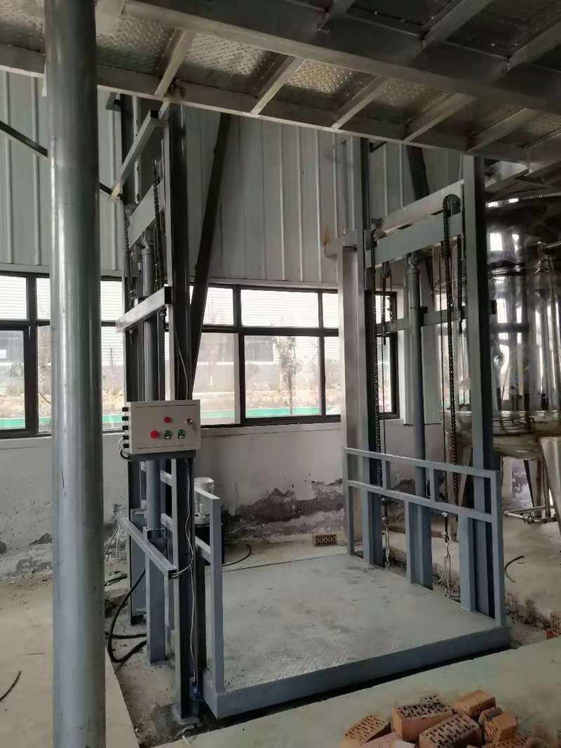 阿拉尔医用货梯